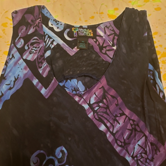 Tropical Islands Size XL from Kauai, Hawaii Original and authentic. - Picture 2 of 2